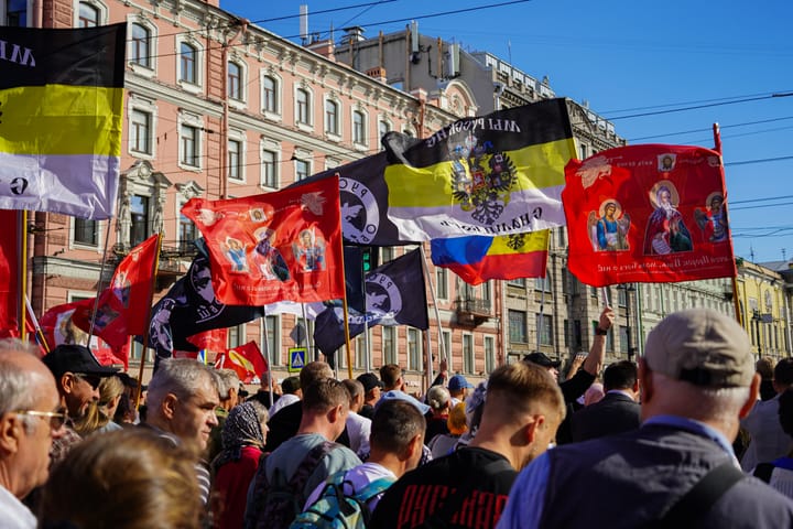 В Петербурге прошел крестный ход